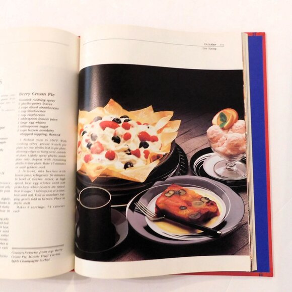 McCalls Best Recipes Annual Collection 1993 Cookbook Recipes for Each Month HB - Picture 7 of 8